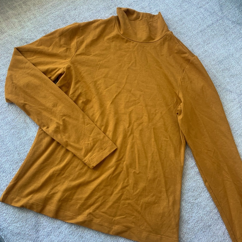 Mustard mockneck Frank and Oak